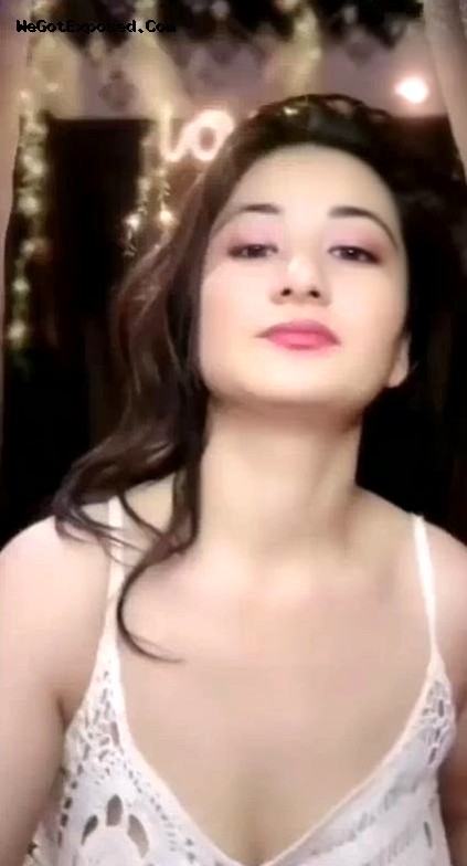 Gorgeous Cam Babe Slips Her Nipples Teases Cleavage And Sexy Ass On Tango Show