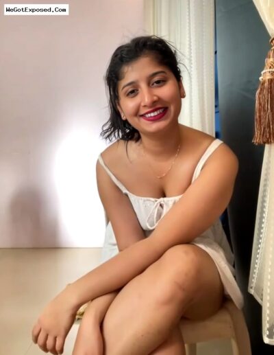 Gorgeous Cam Girl Gets Naughty Exposing Her Boobs Pussy And Asshole In Live Show